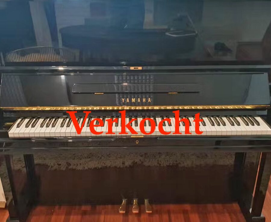 YAMAHA-U3