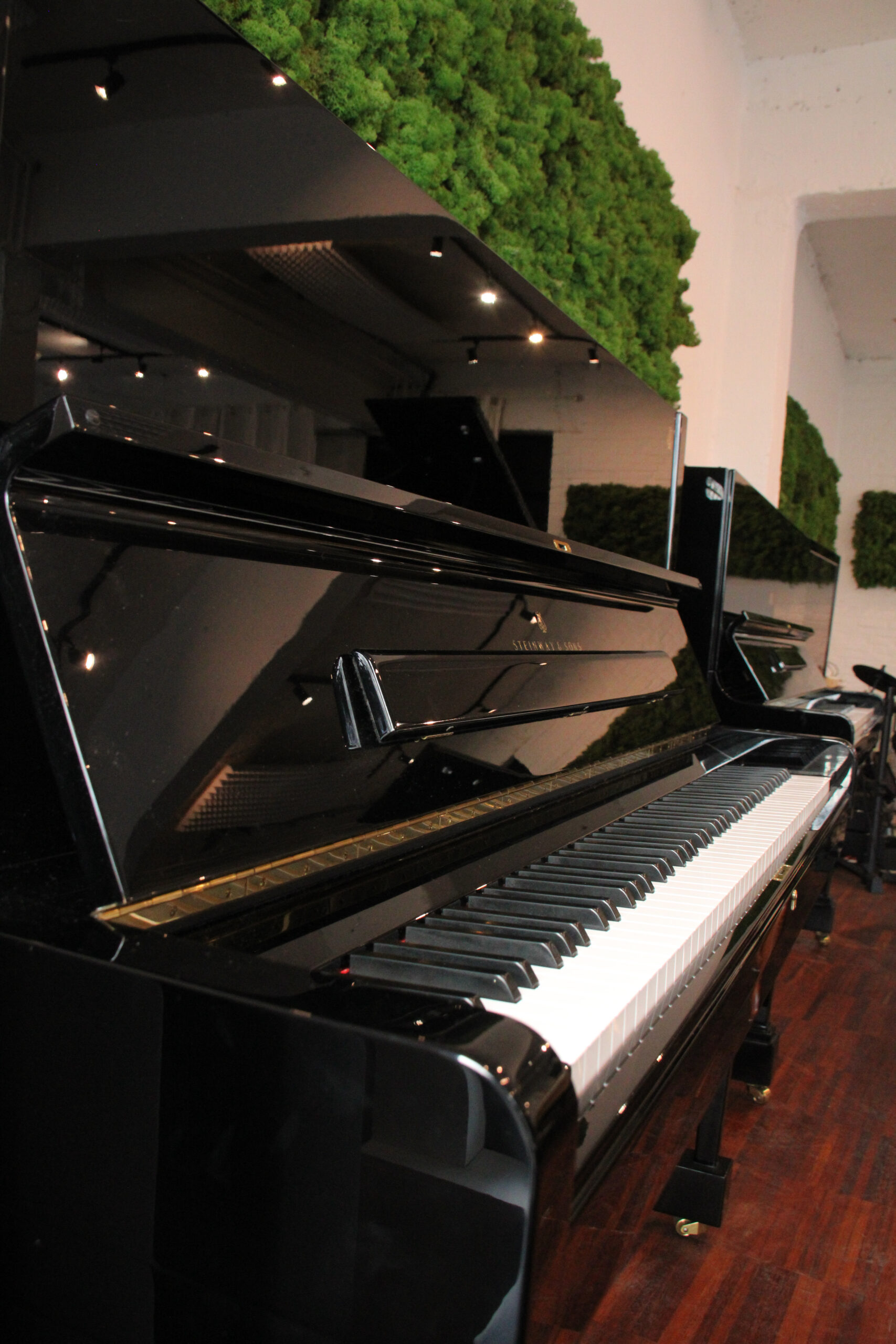 Steinway & sons K