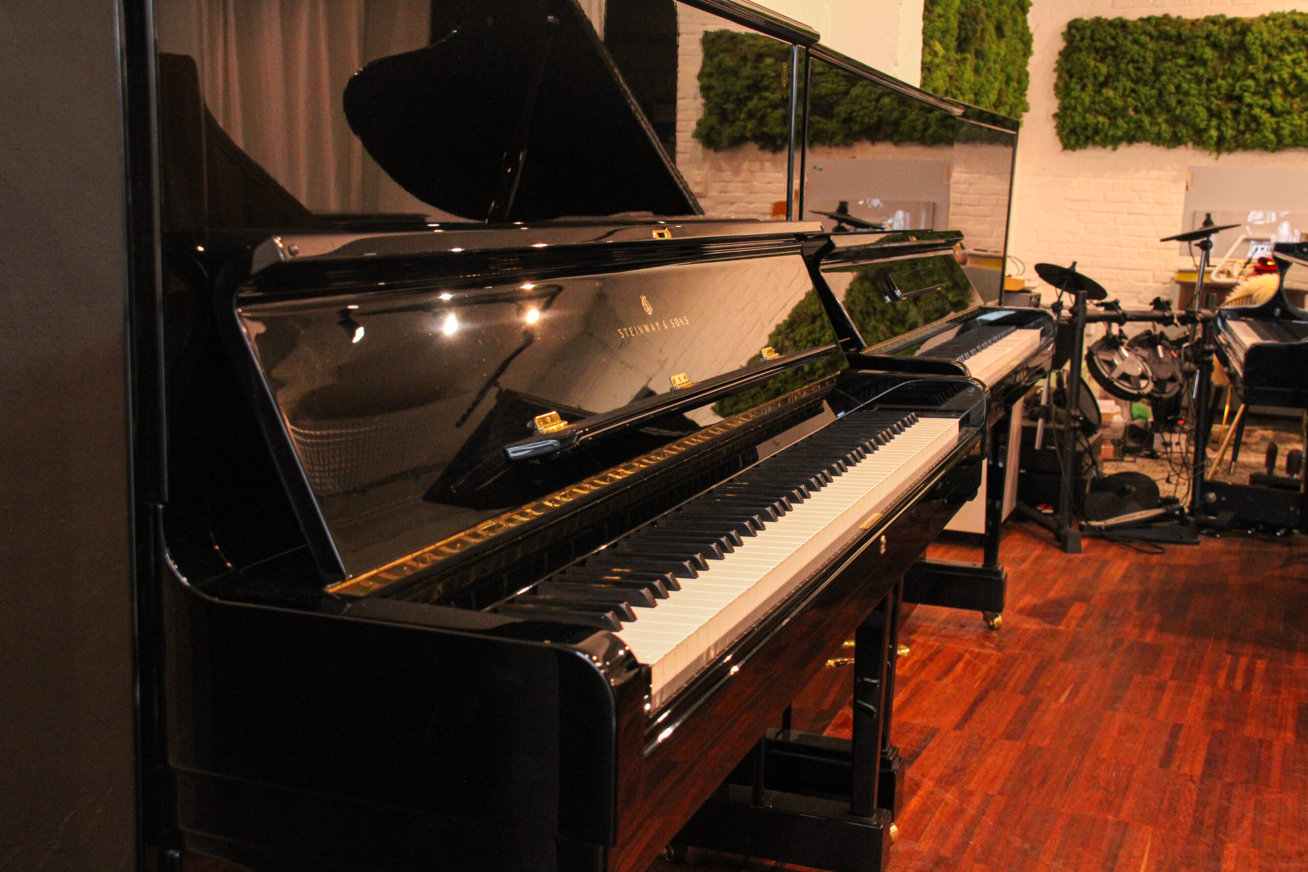 Steinway & sons K